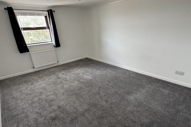 22, Mulberry Court, Grand Parade, New Romney photo 5