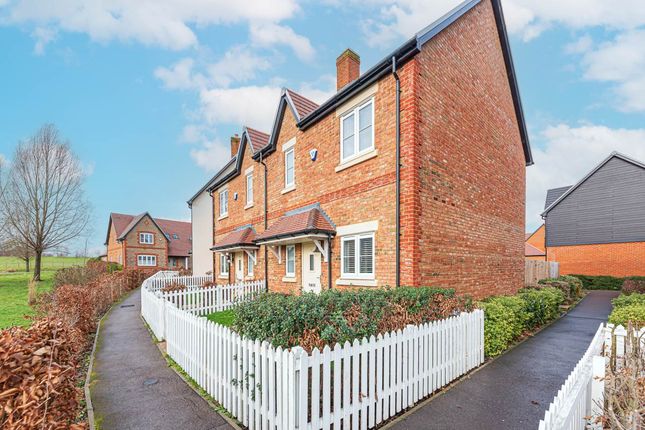 3-bed house on Hyacinth Grove, Woodhurst Park Warfield, £2,450/mo