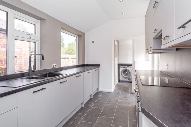 14, Milson Grove, York photo 4