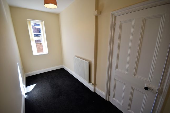 Flat 1, 114, Warwick Road, Carlisle photo 5