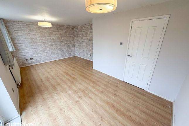 16 Churchstoke Walk, Manchester photo 3