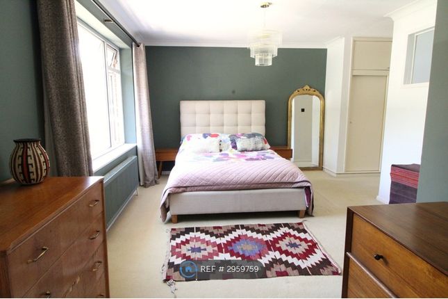 Abbey Hill Close, Winchester photo 4