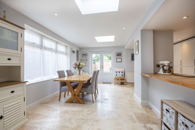 May Cottage, Bouncers Lane, Cheltenham photo 2