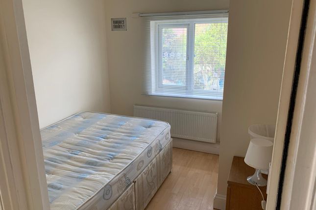 21 Browning Avenue, Worcester Park