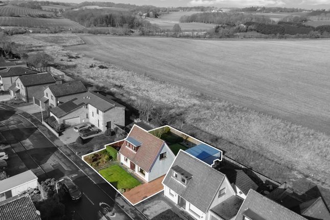 3-bed house on 38, Glenavon Drive, Dunfermline, £240,000