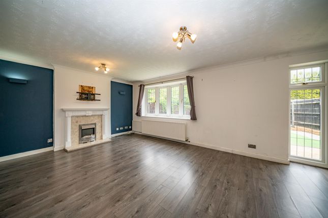3, The Melings, Hemel Hempstead photo 4