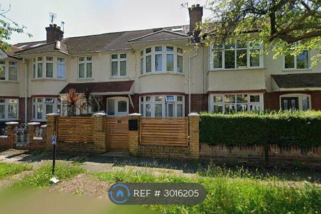 Springvale Avenue, Brentford photo 4