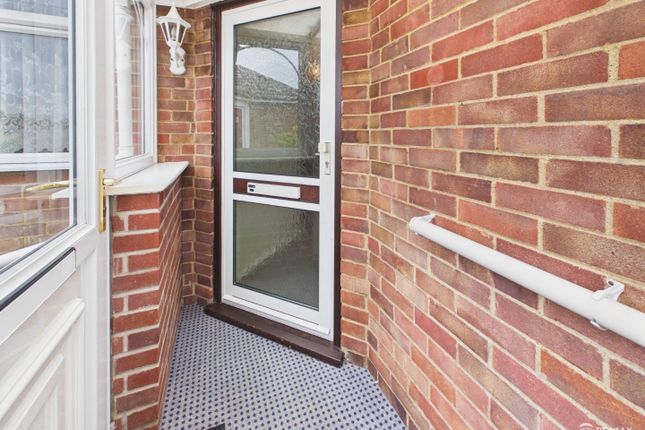 41, Devon Way, Harwich photo 3