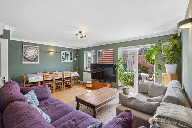 126 Caldecott Road, Abingdon photo 2