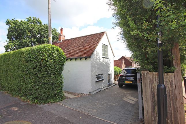 Silverton Cottage, East Hill, Lymington photo 3