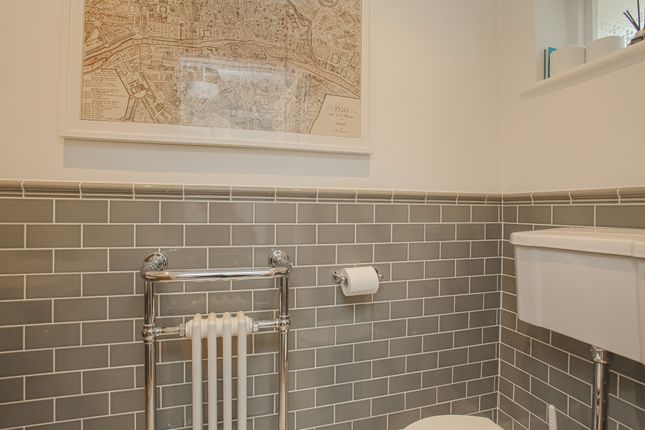 Holliers Crescent, Middle Barton photo 2