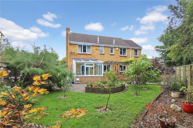 12, Harebell Close, Swindon photo 2