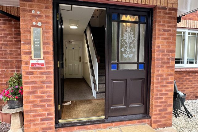Flat 11, Green Meadows,, Kendal Road, Cheshire photo 3