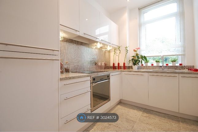 Finchley Road Langland Gardens  Hampstead, London photo 4