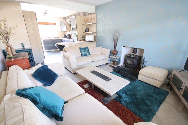 20, Blackbridge Road, Chippenham photo 4