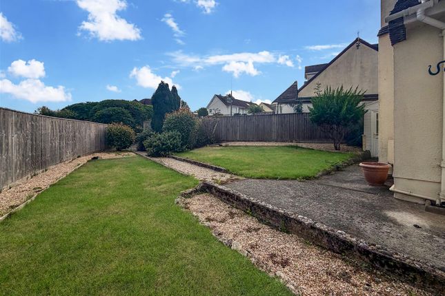 20, Barn Park Close, Newton Abbot photo 4