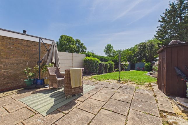56 Dalesford Road, Aylesbury photo 4