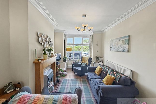 11 Shirley Street, Leek photo 2