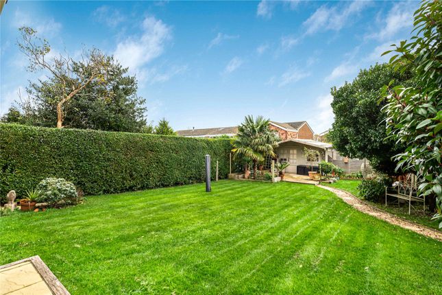4, Brookview South, Pulborough photo 4