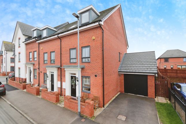 Thumbnail Town house for sale in Brooks Drive, Rotherham