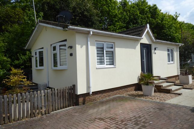 Thumbnail Mobile/park home for sale in Subrosa Park, Subrosa Drive, Merstham, Redhill