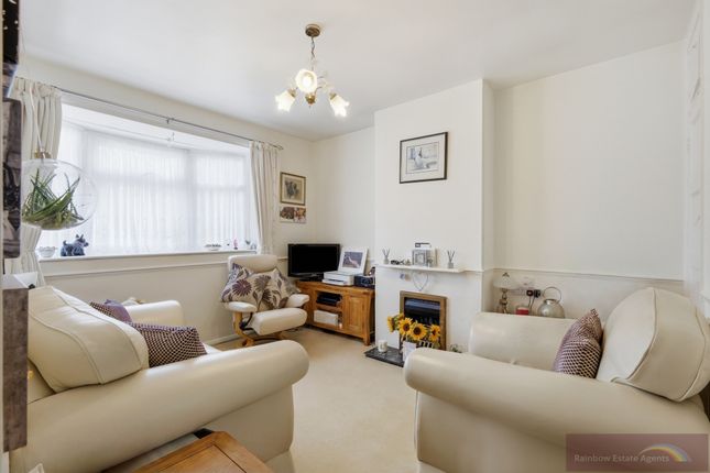 25, Collard Ave, Loughton photo 4