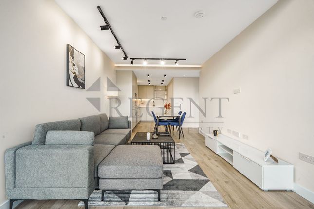 Apartment, 206, Valencia Tower, London photo 4