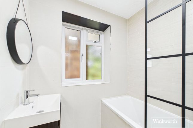 Flat 1,, Sunnyhill Court, Hendon photo 4