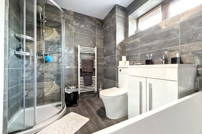 21, Woodland View, Wingate photo 2