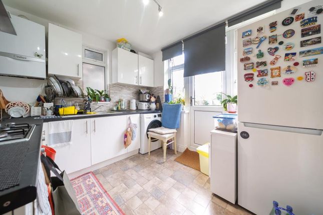 Maisonette for sale in Windermere Court, Wembley