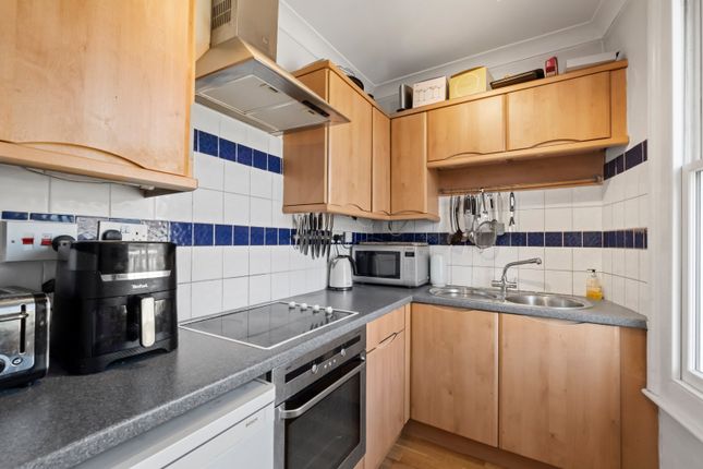 2, 37, Fitzwilliam Road, London photo 4
