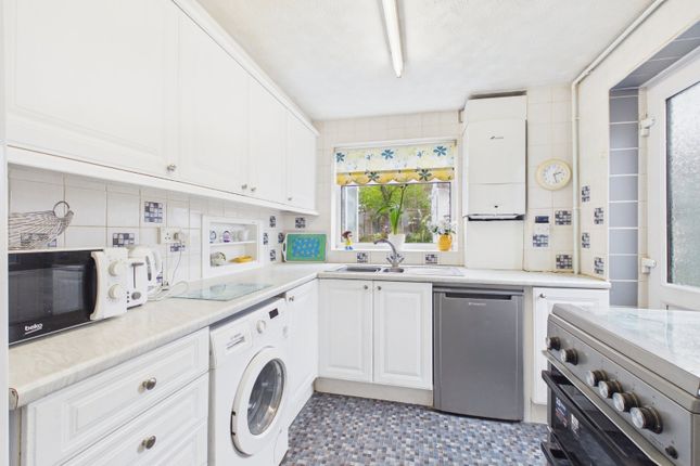 26, Stamford Road, Maidenhead photo 2