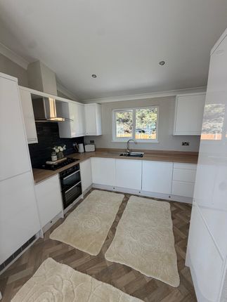 Heathland Beach Caravan Park,, 68 London Road, Lowestoft,, Kessingland photo 4