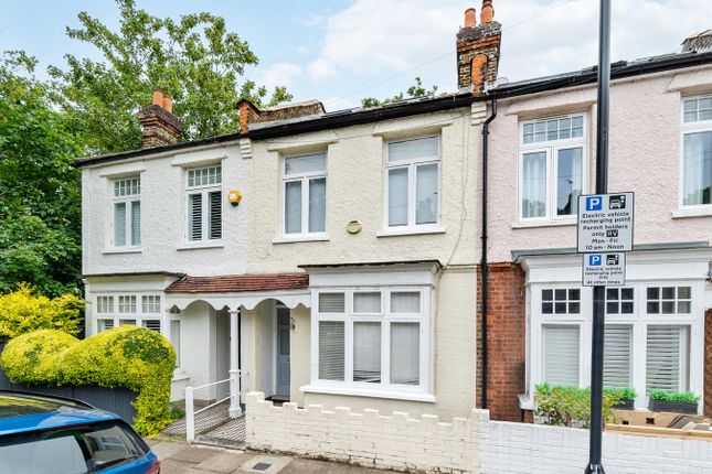 38, Magnolia Road, Chiswick photo 4