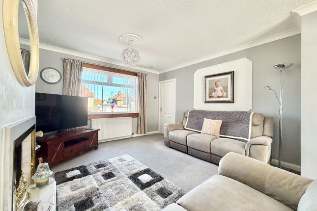 12, Millar Place, Bonnybridge photo 5