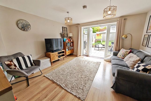 82 Tedder Gardens, Melksham photo 4