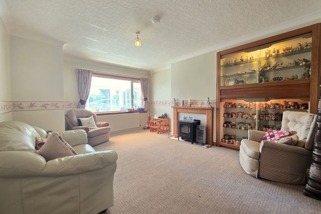 2, Richmond Place, Fochabers photo 3