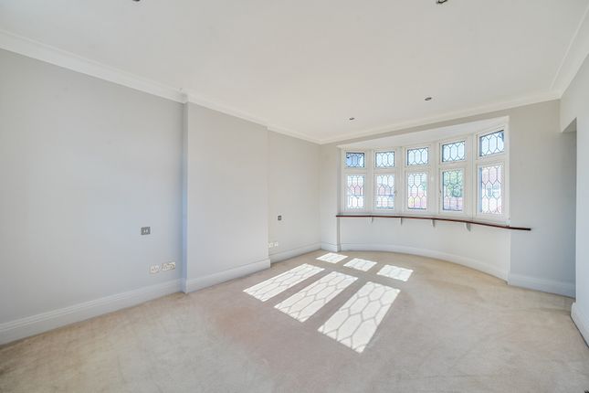 1360883-1-68dc09A...