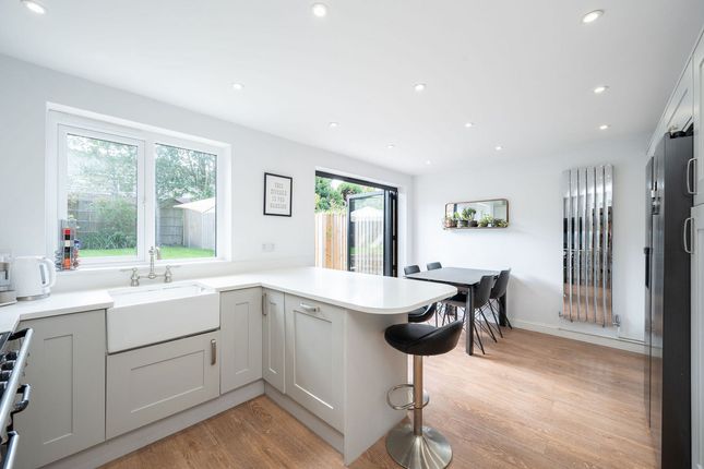 13, Greenfields Way, Horsham photo 4