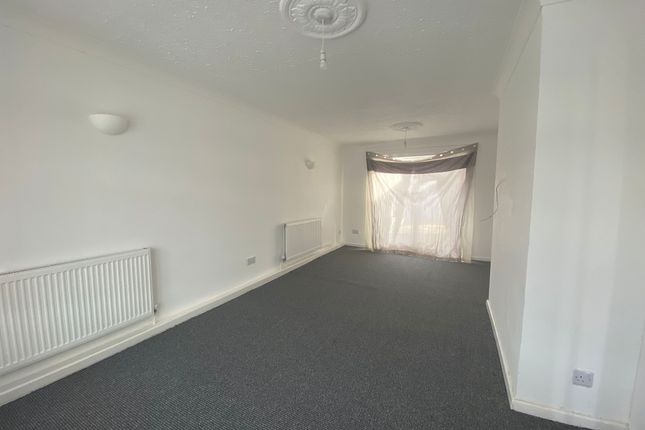 Property to rent in Bromfield Crescent, Wednesbury