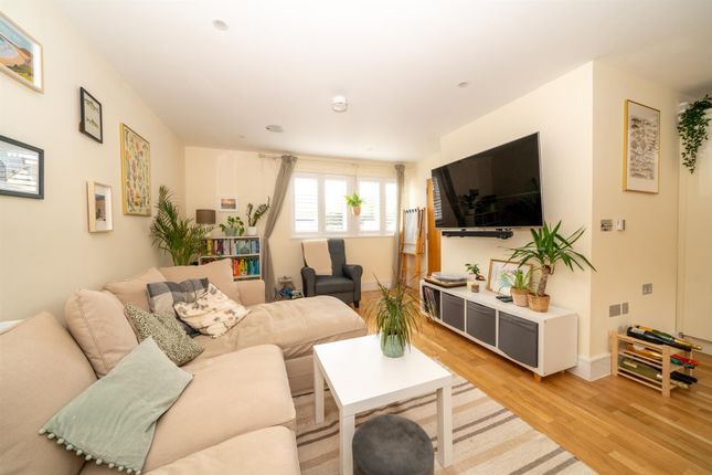 Thumbnail Terraced house for sale in Kingsbury Mews, St.Albans