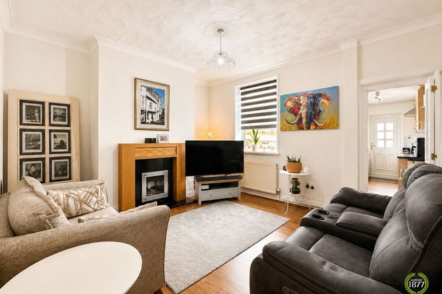 64 Marsh House Lane, Darwen photo 2