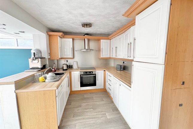 3, Rushton Avenue, Leigh photo 4