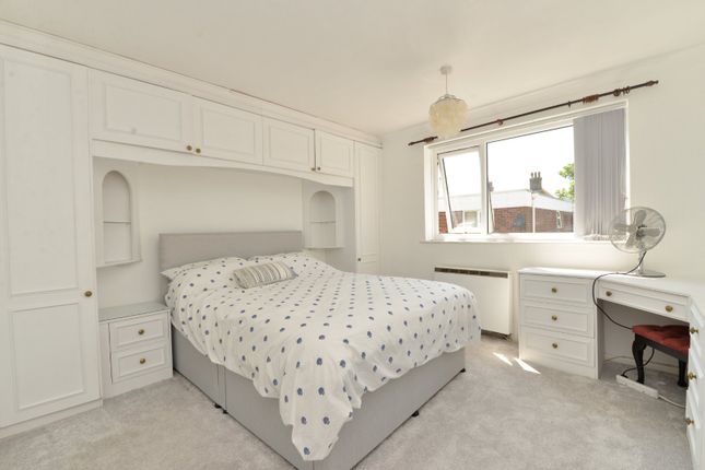 Flat for sale in Westminster Court, Barton On Sea, New Milton