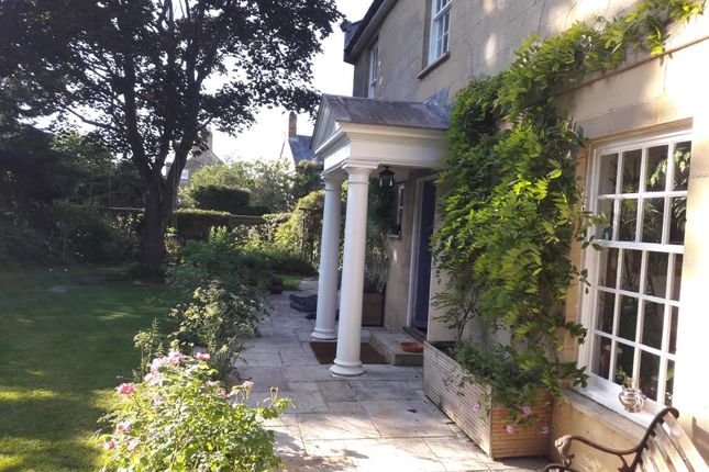 Detached house for sale in Charlbury, Oxfordshire