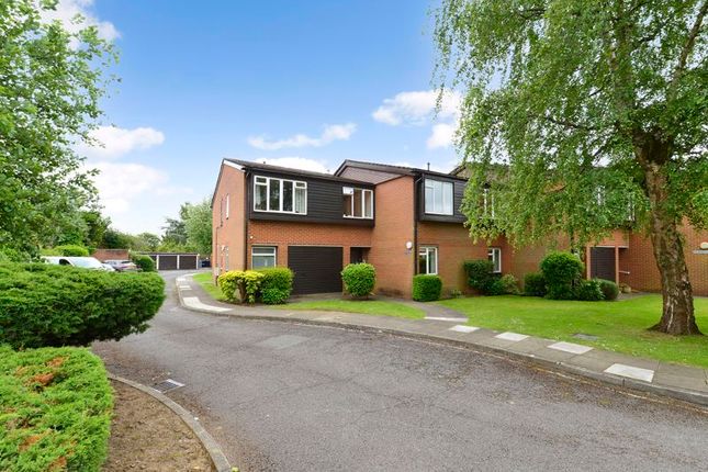 Property for sale in Hesketh Close, Cranleigh