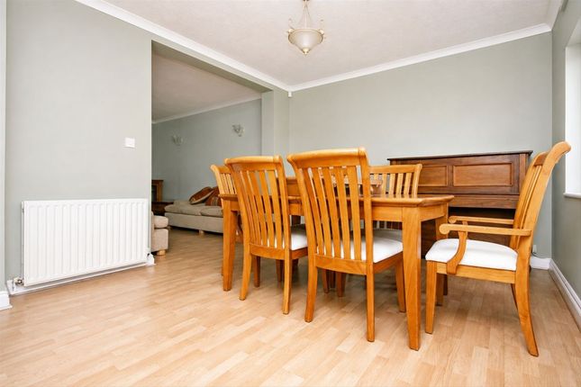 94, Park Road, Hounslow photo 4