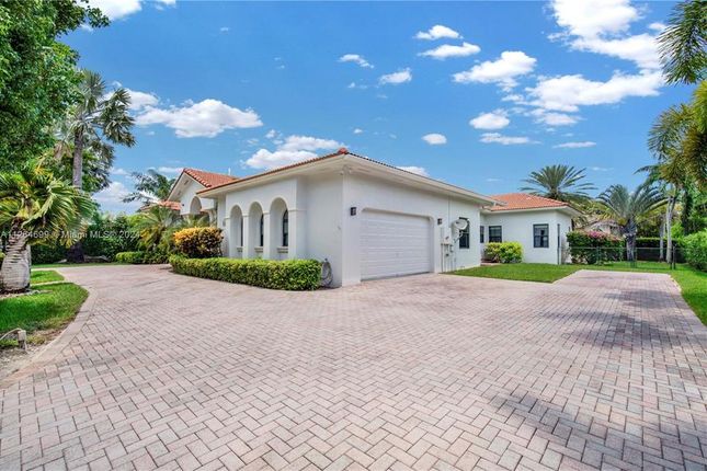 Property for sale in 14441 Sw 82 Ave, Palmetto Bay, Florida, 33158, United States Of America