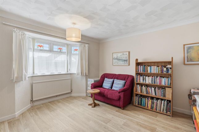 13, Broadhurst Road, Norwich photo 4