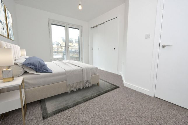 Flat for sale in Joiners Yard, London